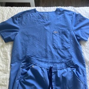 Figs men’s jogger scrub set